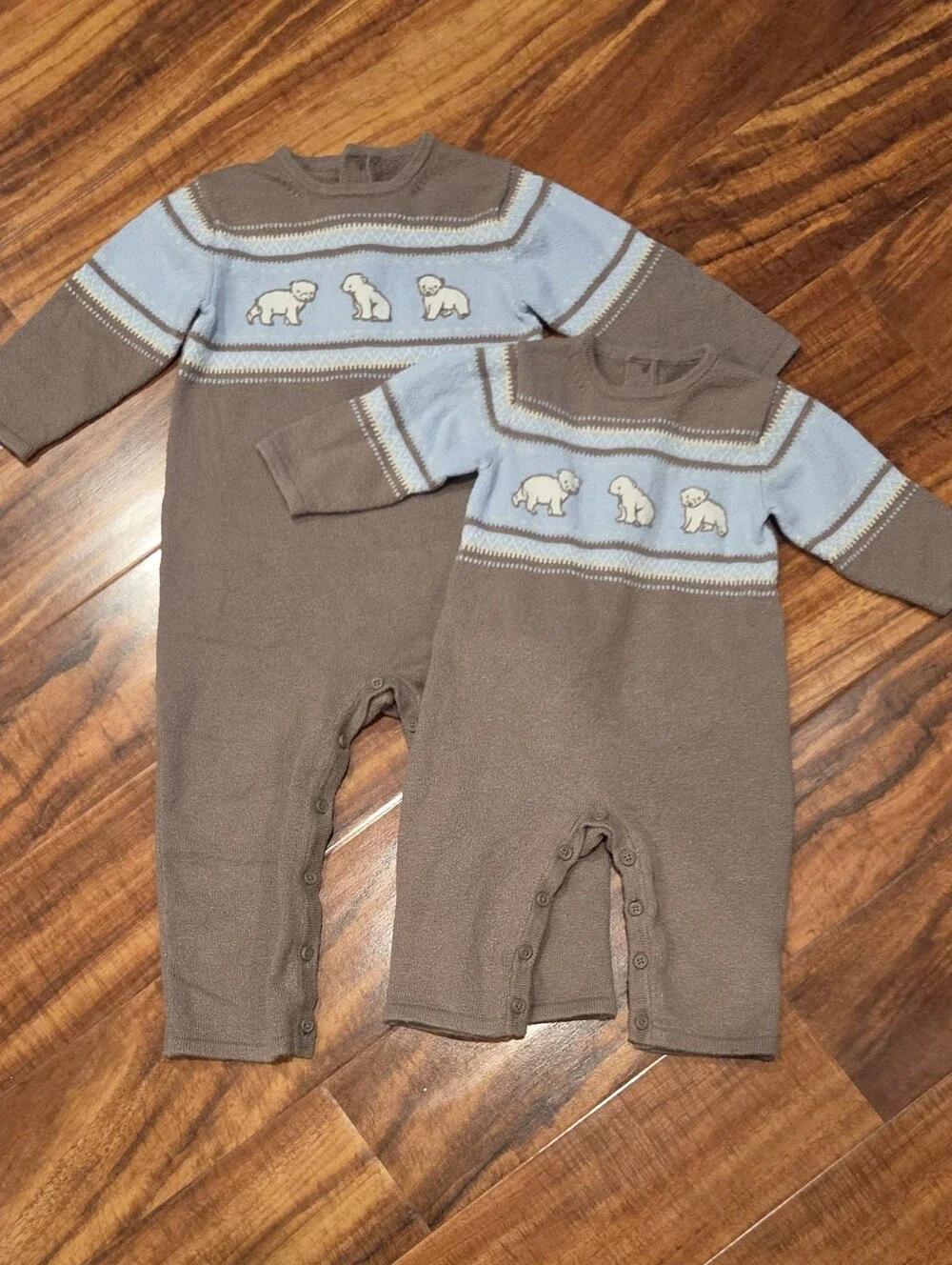 Janie and Jack EUC Tan/Blue Polar Bear One-Piece Sweater Romper